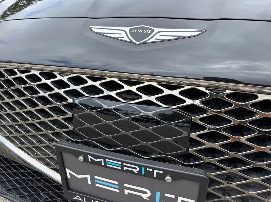 2025 GENESIS G70 Standard - Photo 14