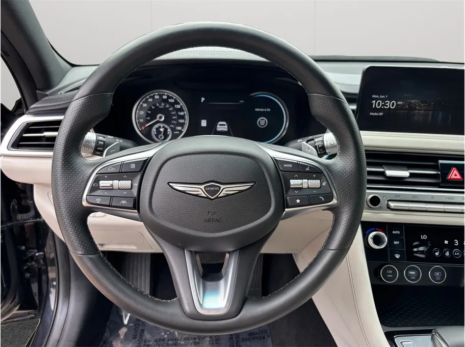 2025 GENESIS G70 Standard - Photo 24
