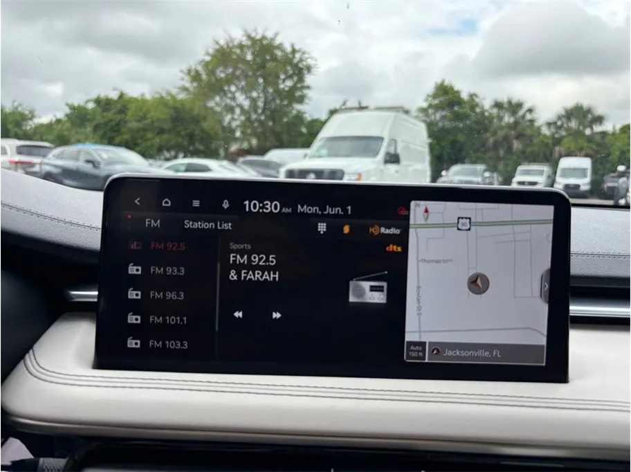 2025 GENESIS G70 Standard - Photo 28