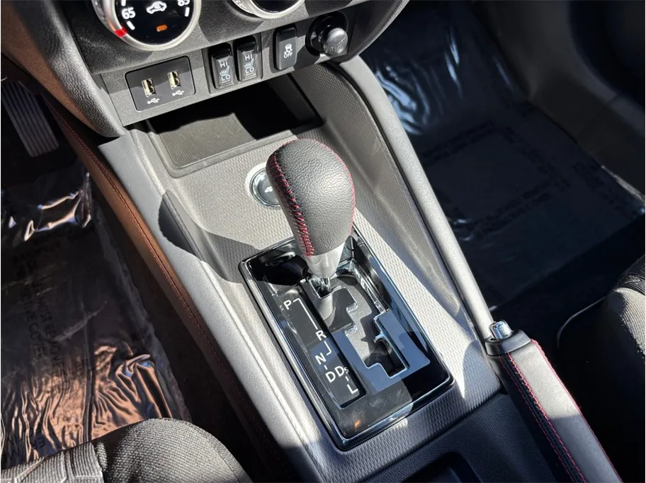 Mitsubishi Outlander Sport photo 27