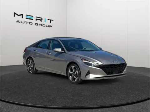 Gray 2023 Hyundai Elantra SEL Sedan 4D for sale in Jacksonville, FL