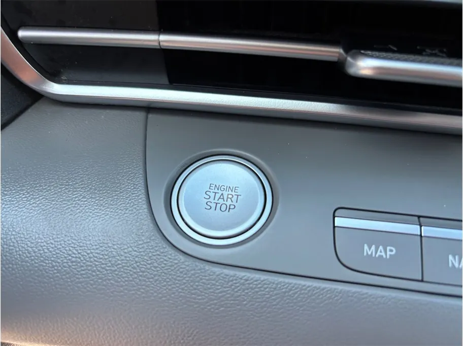 Hyundai Elantra photo 23