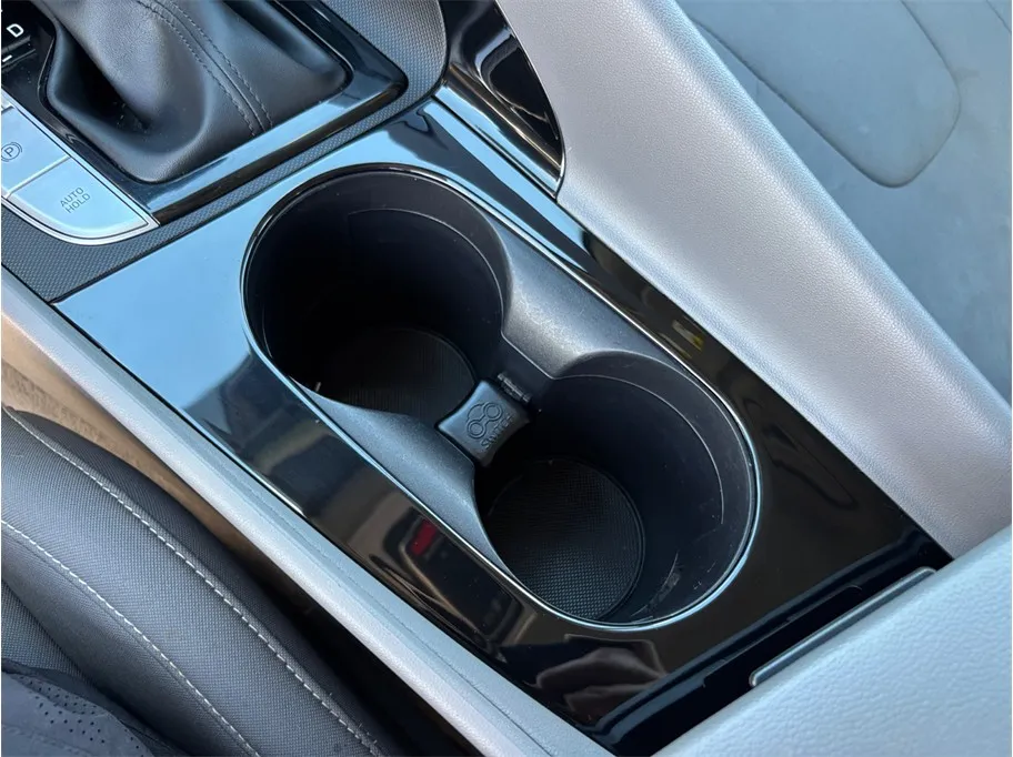 Hyundai Elantra photo 31
