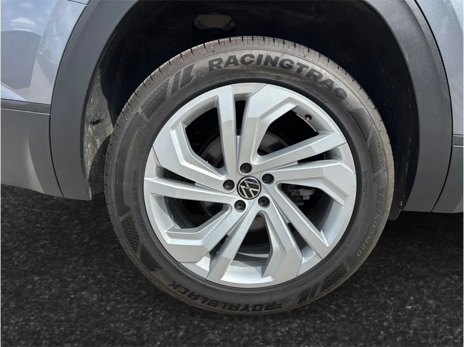 Volkswagen Atlas photo 14