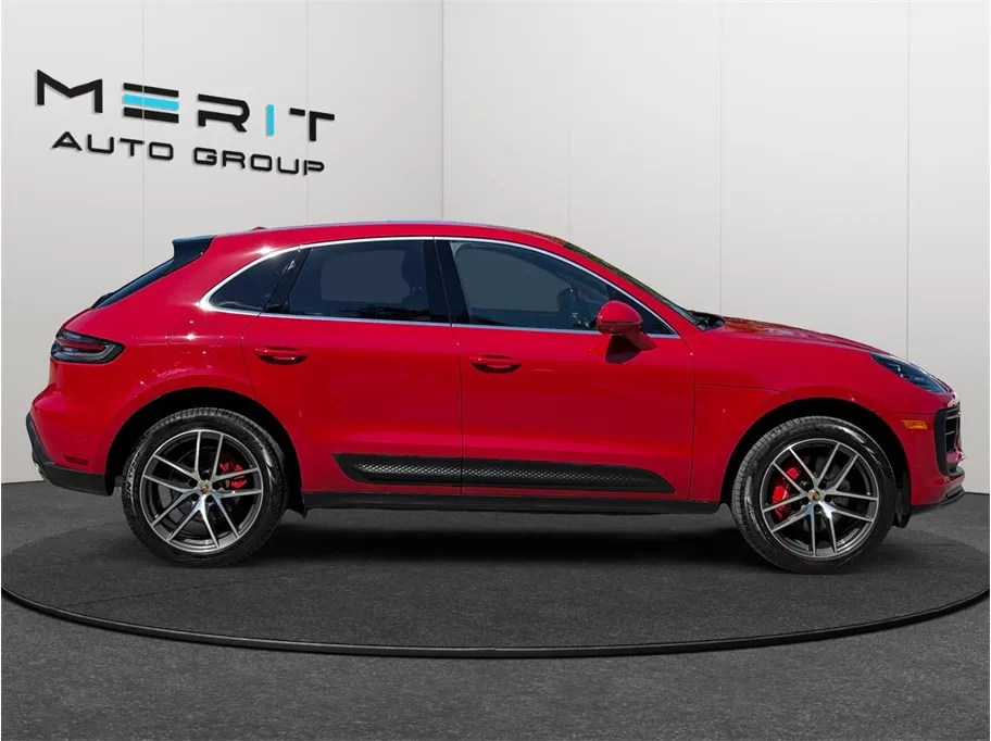 Porsche Macan photo 10