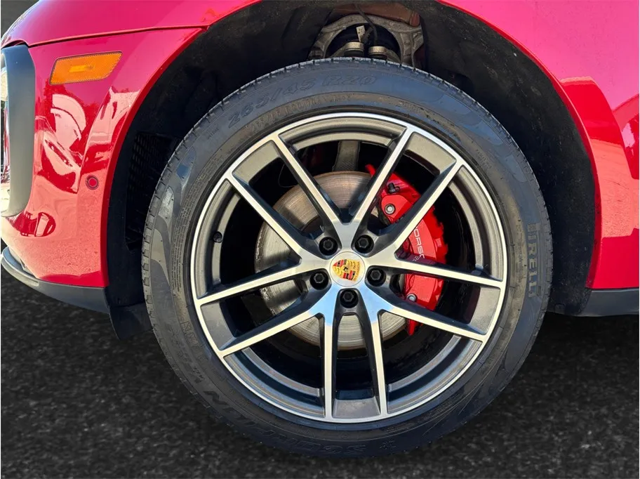 Porsche Macan photo 13