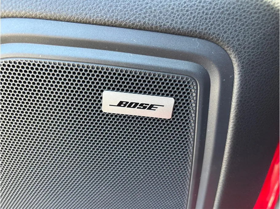 Porsche Macan photo 24