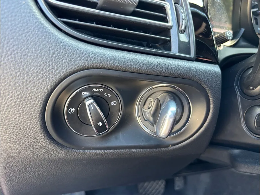 Porsche Macan photo 29