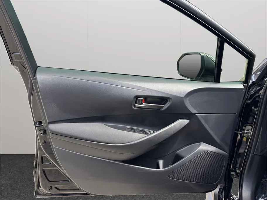 Toyota GR Corolla photo 18