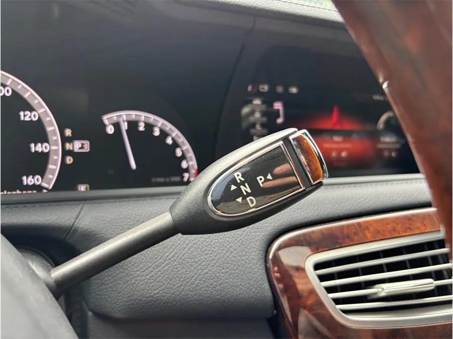Mercedes-Benz CL-Class photo 36