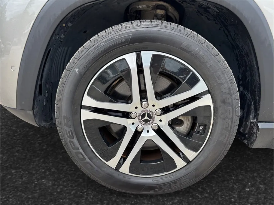 Mercedes-Benz GLS photo 13