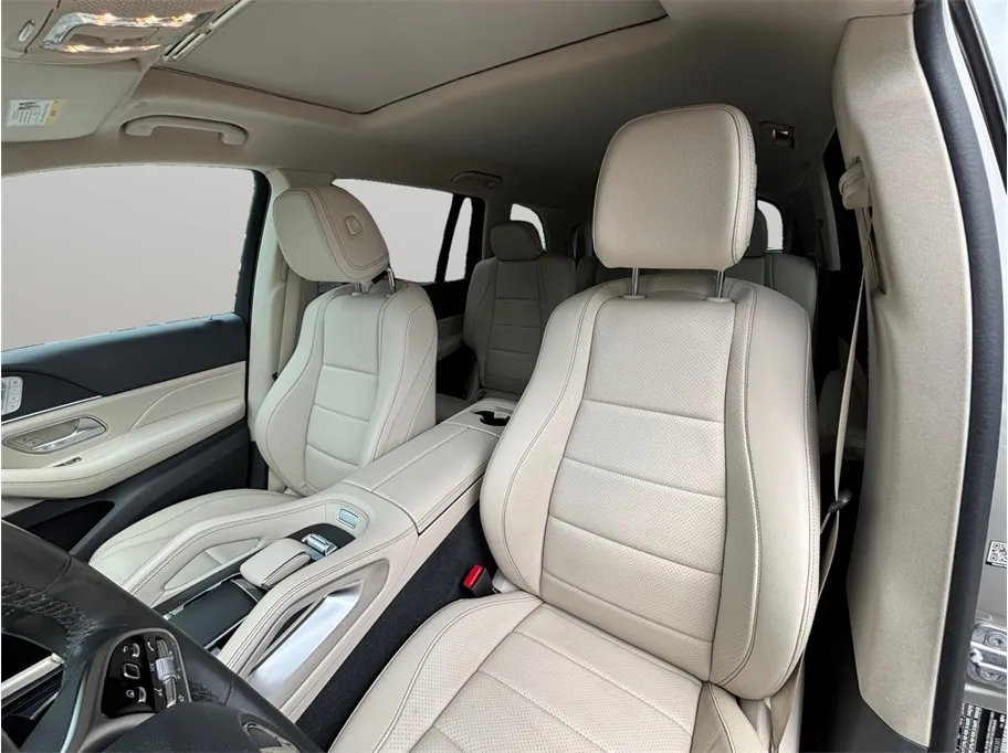 Mercedes-Benz GLS photo 22