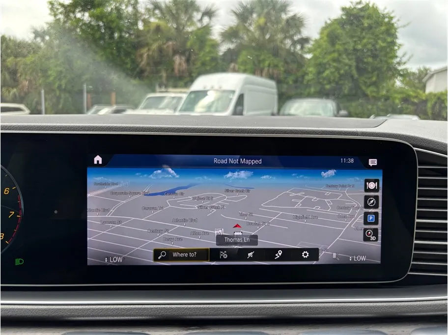 Mercedes-Benz GLS photo 33
