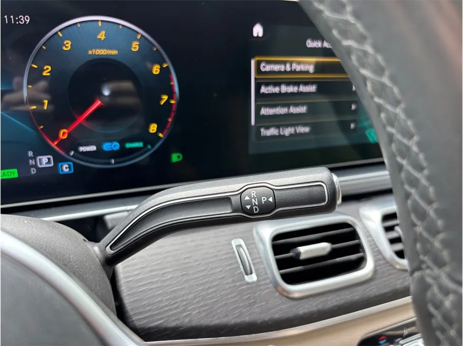 Mercedes-Benz GLS photo 39