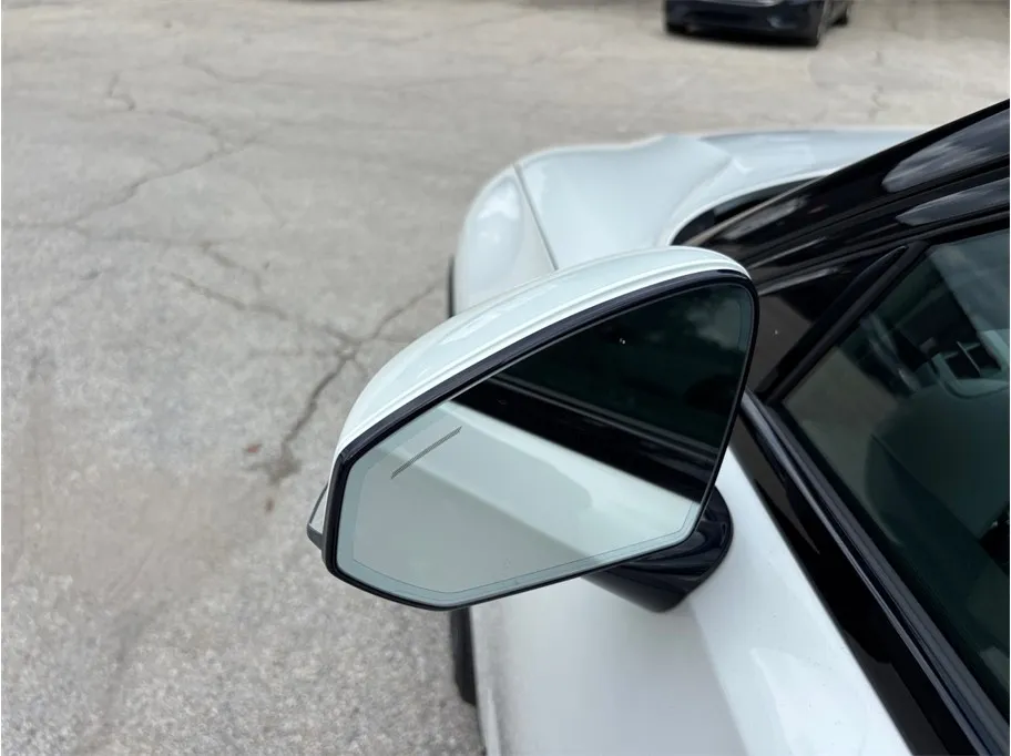 Polestar 2 photo 18