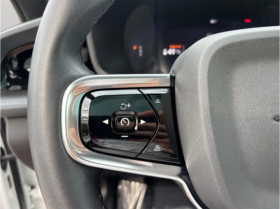 Polestar 2 photo 26