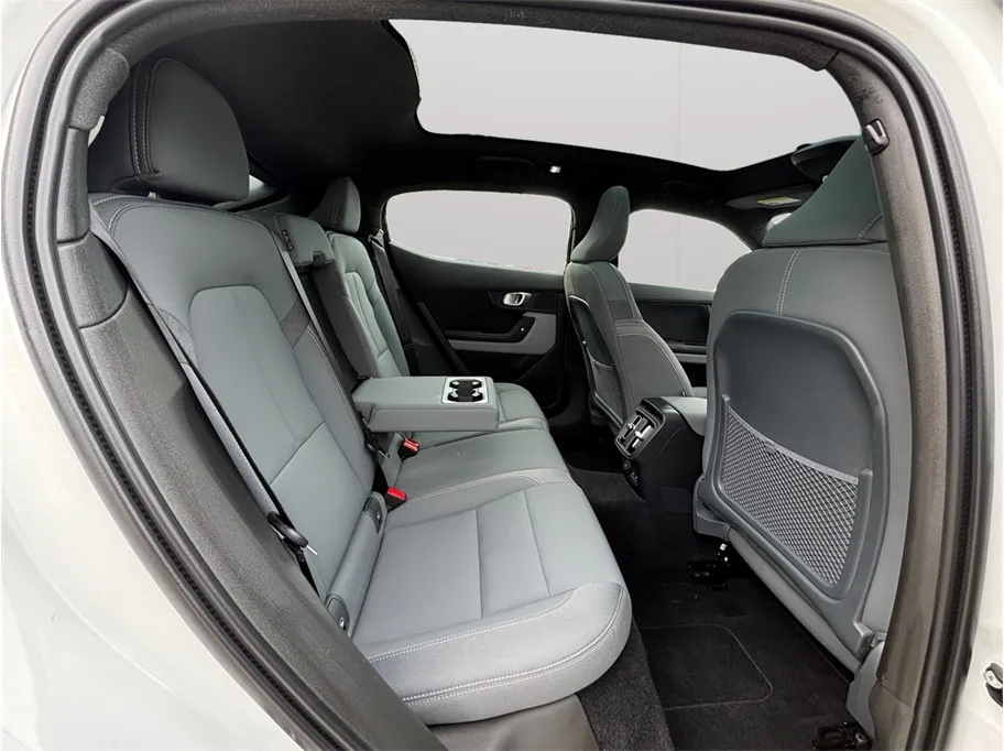 Polestar 2 photo 42
