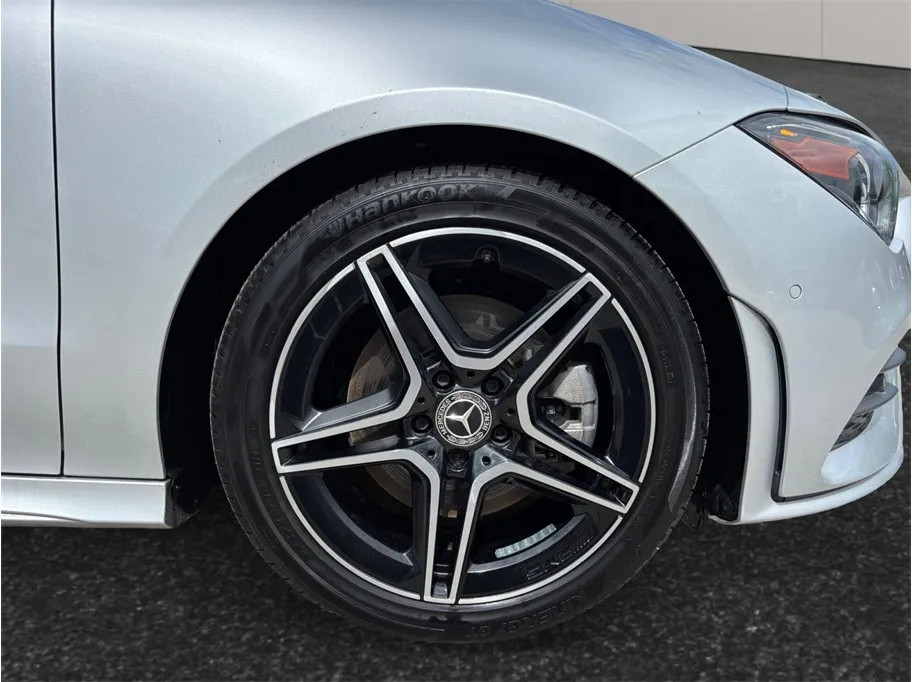 Mercedes-Benz CLA photo 12