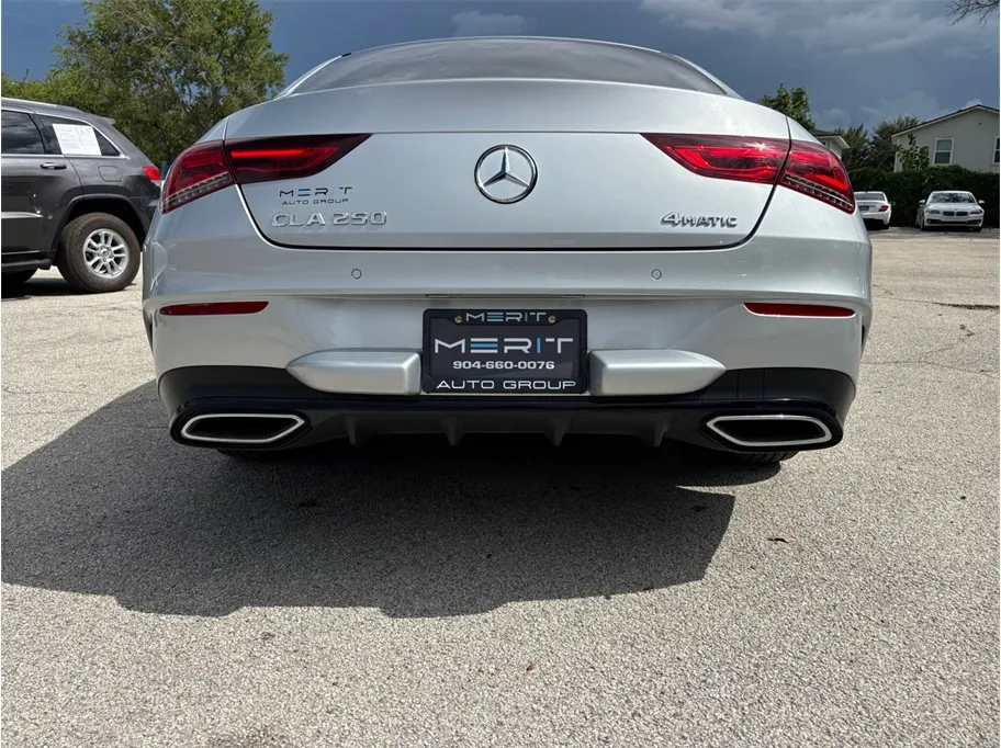 Mercedes-Benz CLA photo 16