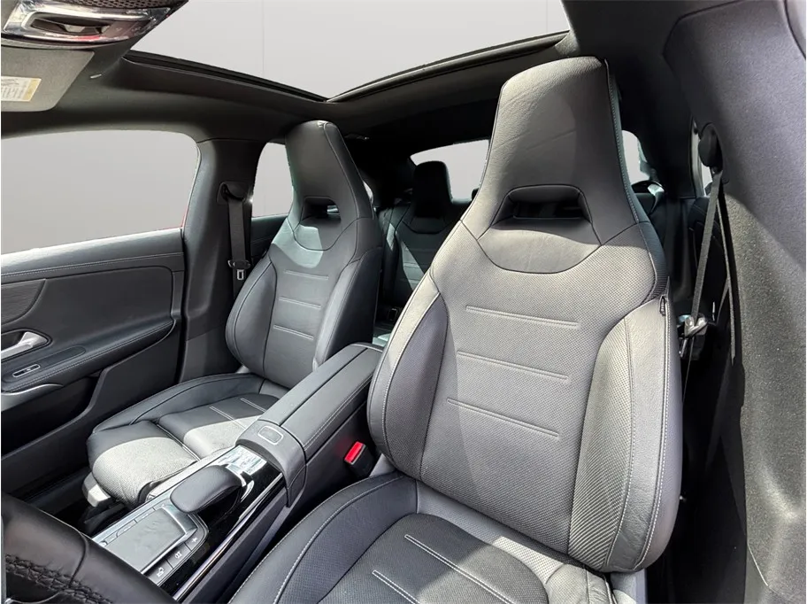 Mercedes-Benz CLA photo 19