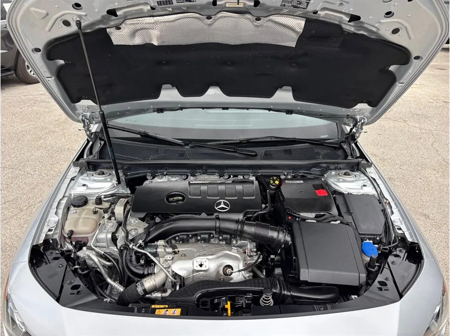 Mercedes-Benz CLA photo 48