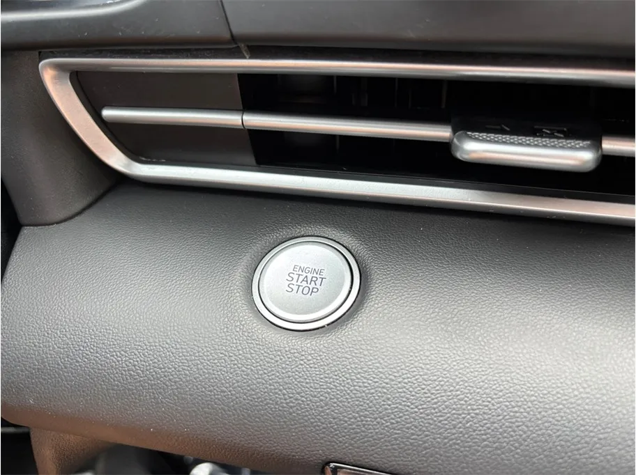 Hyundai Elantra photo 24