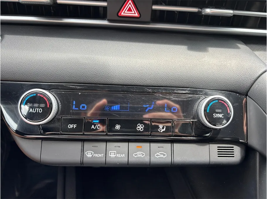 Hyundai Elantra photo 27