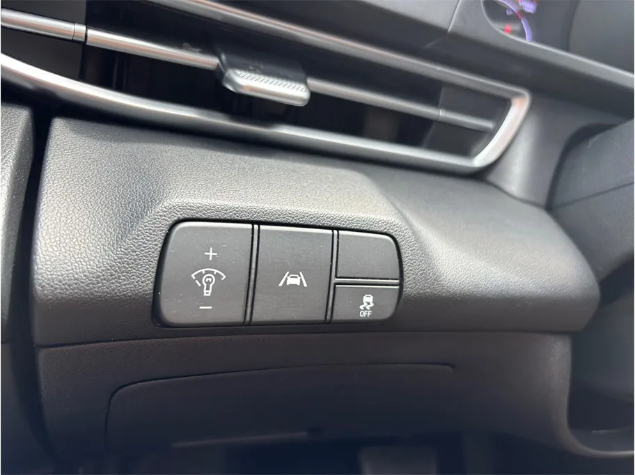 Hyundai Elantra photo 28