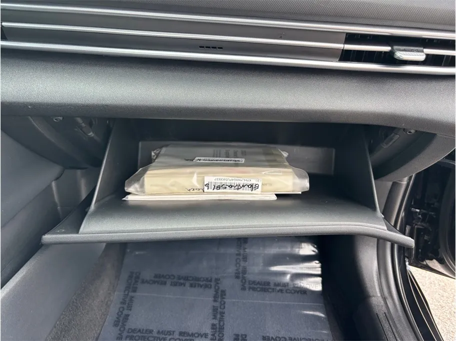 Hyundai Elantra photo 37