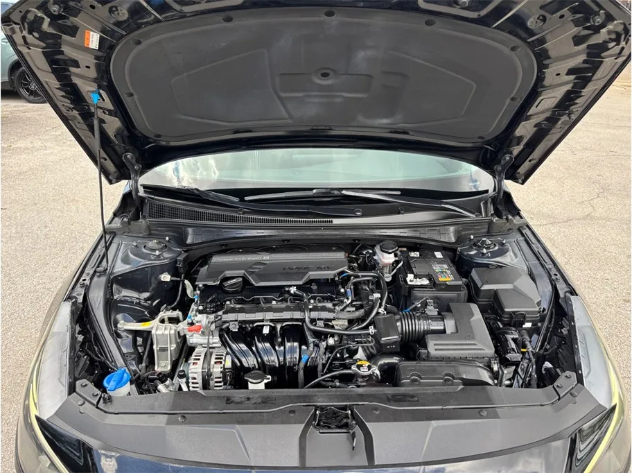 Hyundai Elantra photo 39