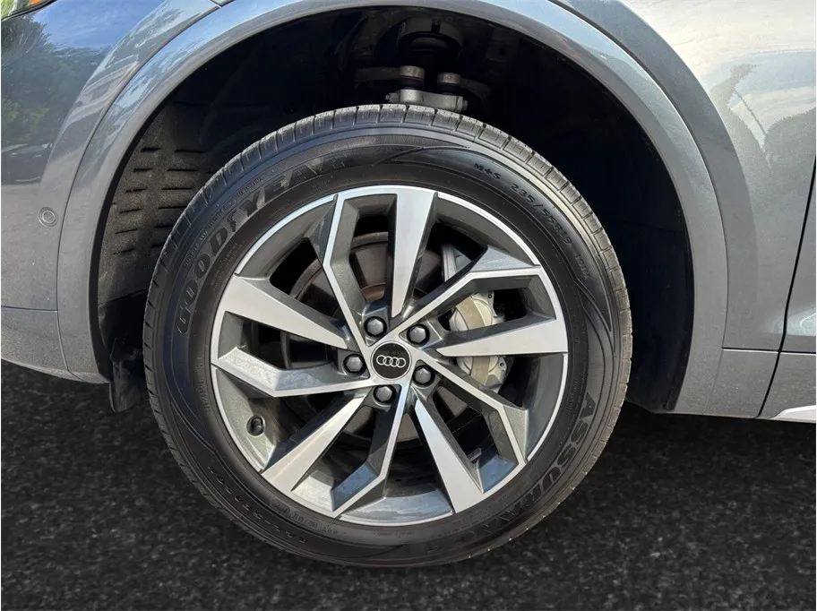 Audi Q5 photo 11