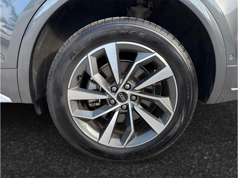 Audi Q5 photo 14