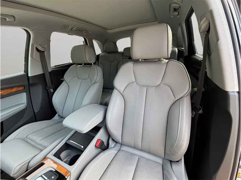 Audi Q5 photo 19