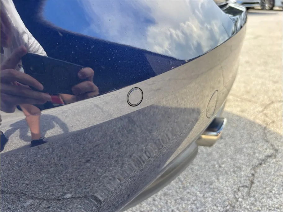 Jaguar XE photo 16