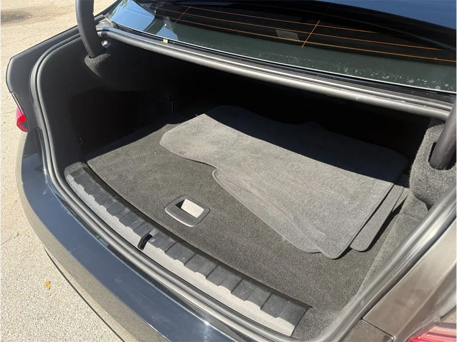 BMW 3 Series photo 50
