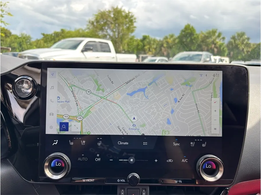 Lexus NX photo 28