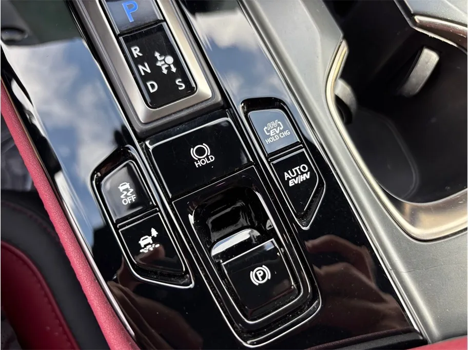 Lexus NX photo 33