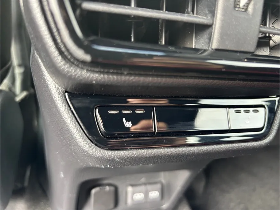 Lexus NX photo 39