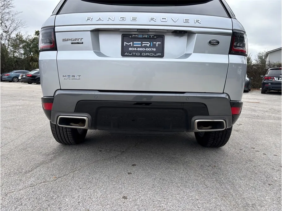 Land Rover Range Rover Sport photo 18