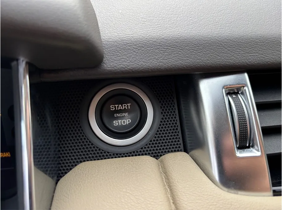 Land Rover Range Rover Sport photo 32