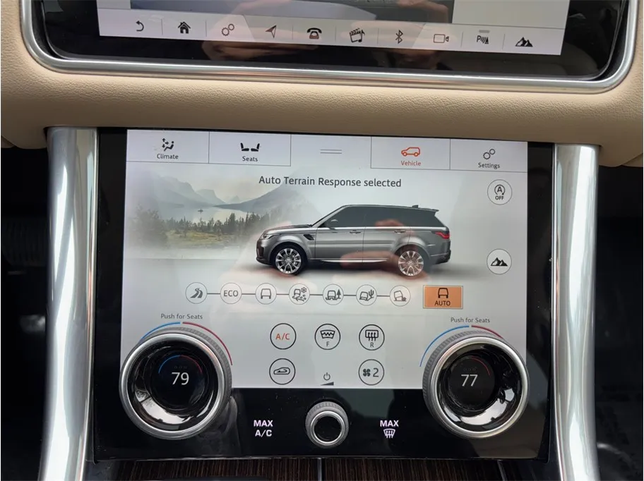 Land Rover Range Rover Sport photo 36