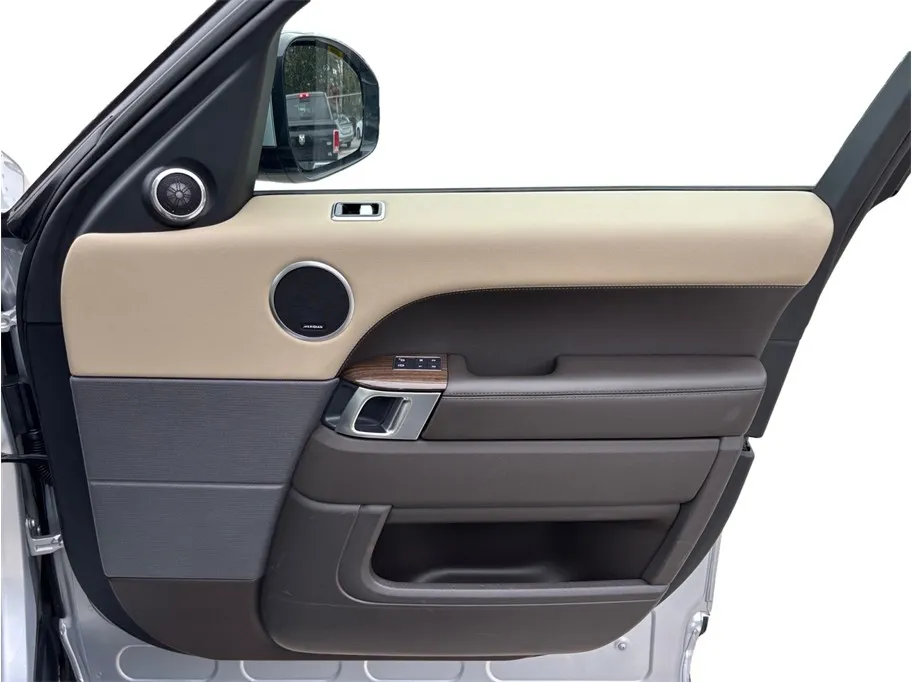 Land Rover Range Rover Sport photo 50