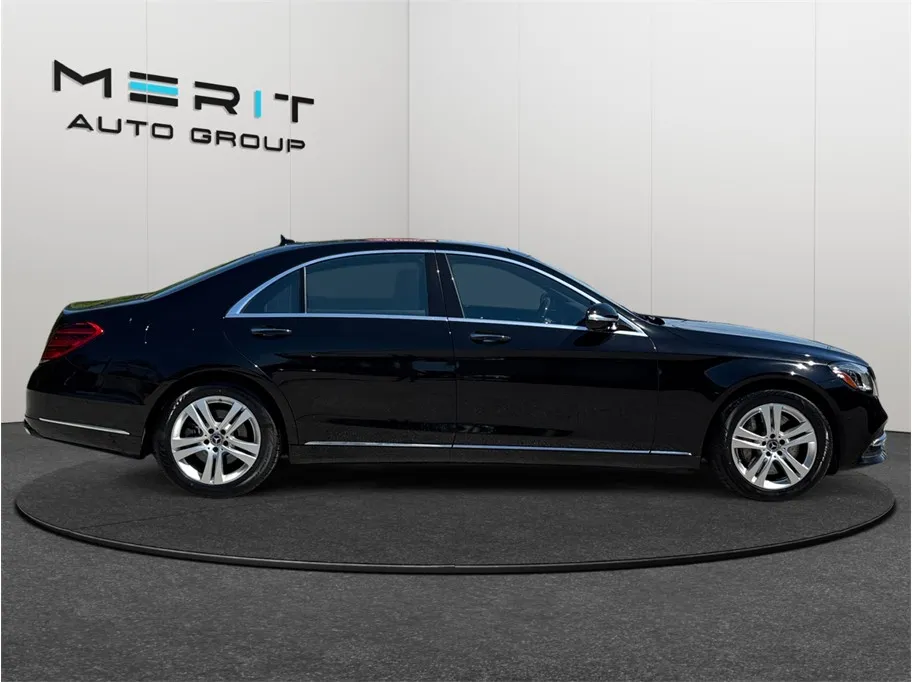 Mercedes-Benz S-Class photo 10