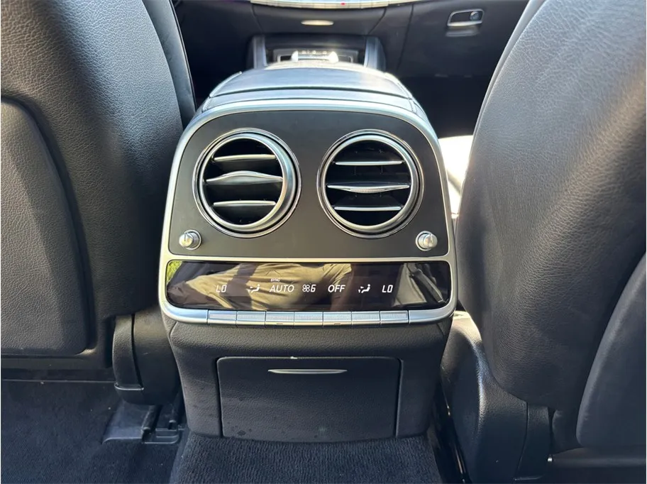 Mercedes-Benz S-Class photo 43