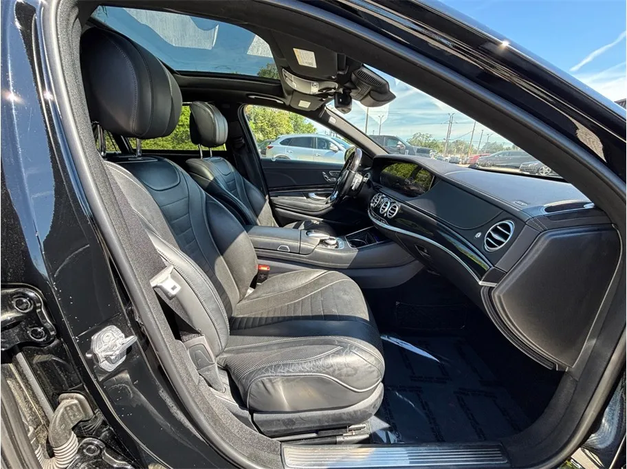 Mercedes-Benz S-Class photo 48