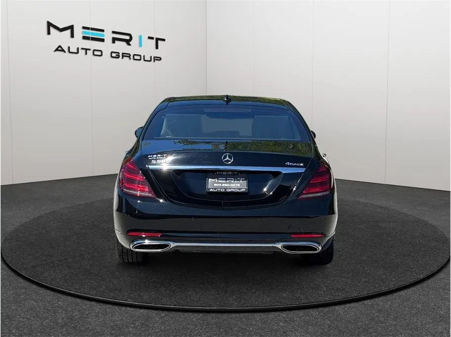 Mercedes-Benz S-Class photo 8