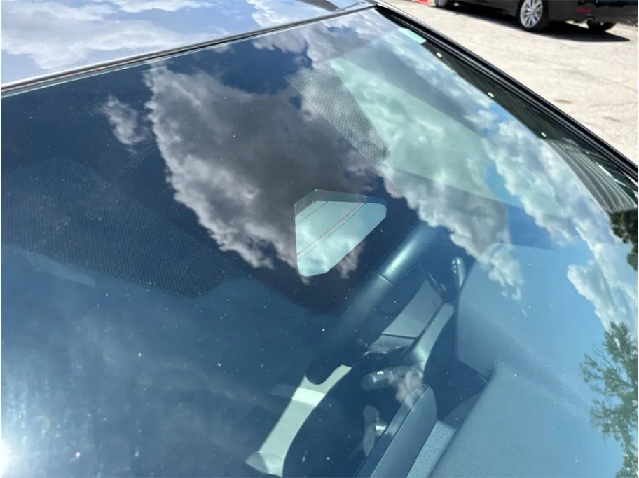 Toyota Camry photo 12