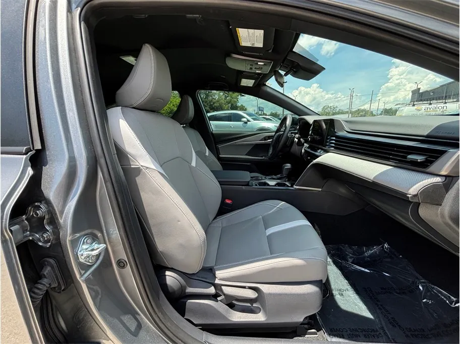 Toyota Camry photo 38