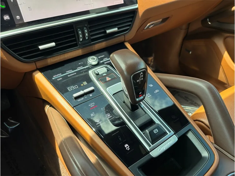 Porsche Cayenne photo 41