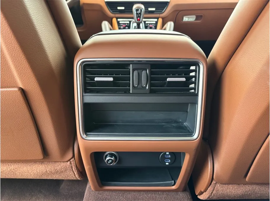 Porsche Cayenne photo 45